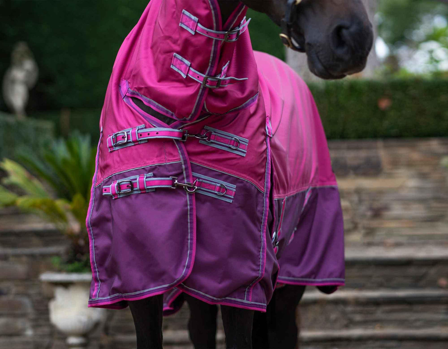 Caribu Sierra 1680D Rain Sheet Combo