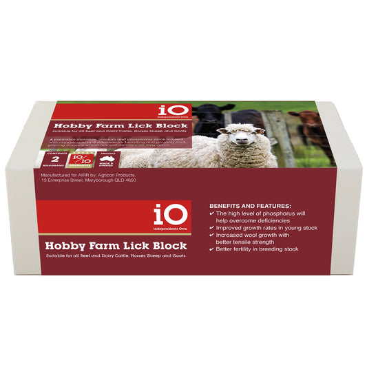 iO Hobby Farm Mineral Block Horse & Livestock Supplement