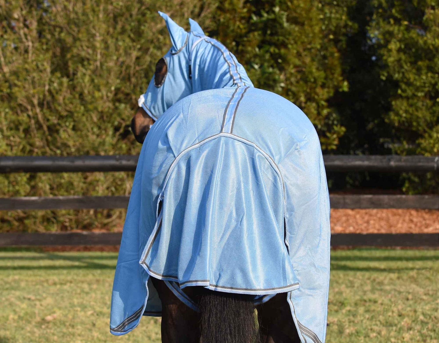 Caribu Euro Lite Mesh Hooded Combo Horse Rug