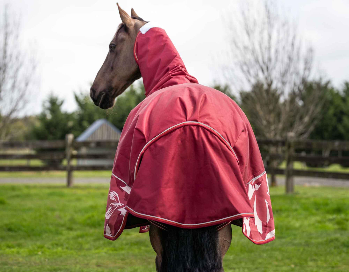 Caribu Alpine Gusset XL Detach-a-Neck Horse Rug 200g Fall Mood