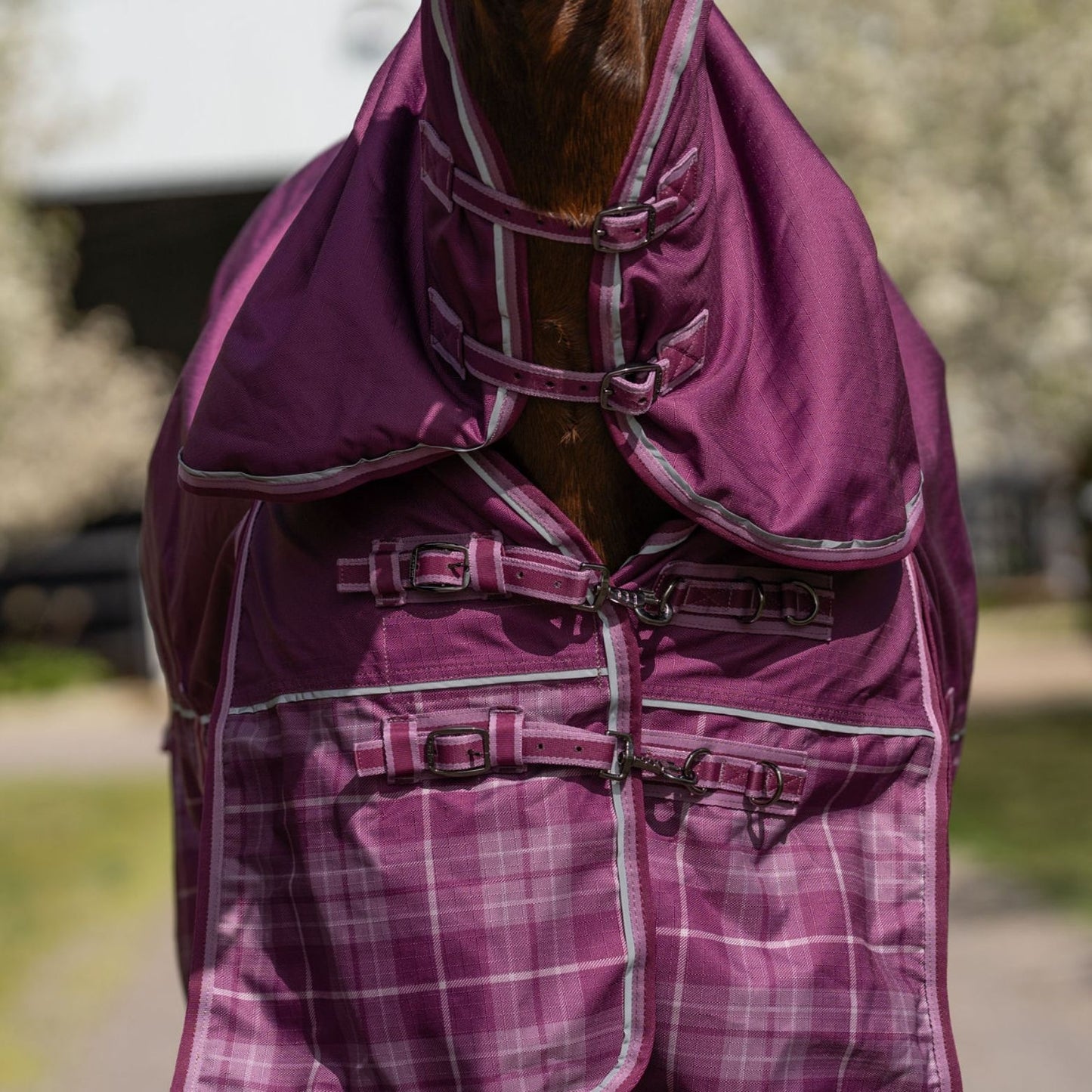 Caribu Flinders Detach-a-Neck Rainsheet 1200D Plum Tartan