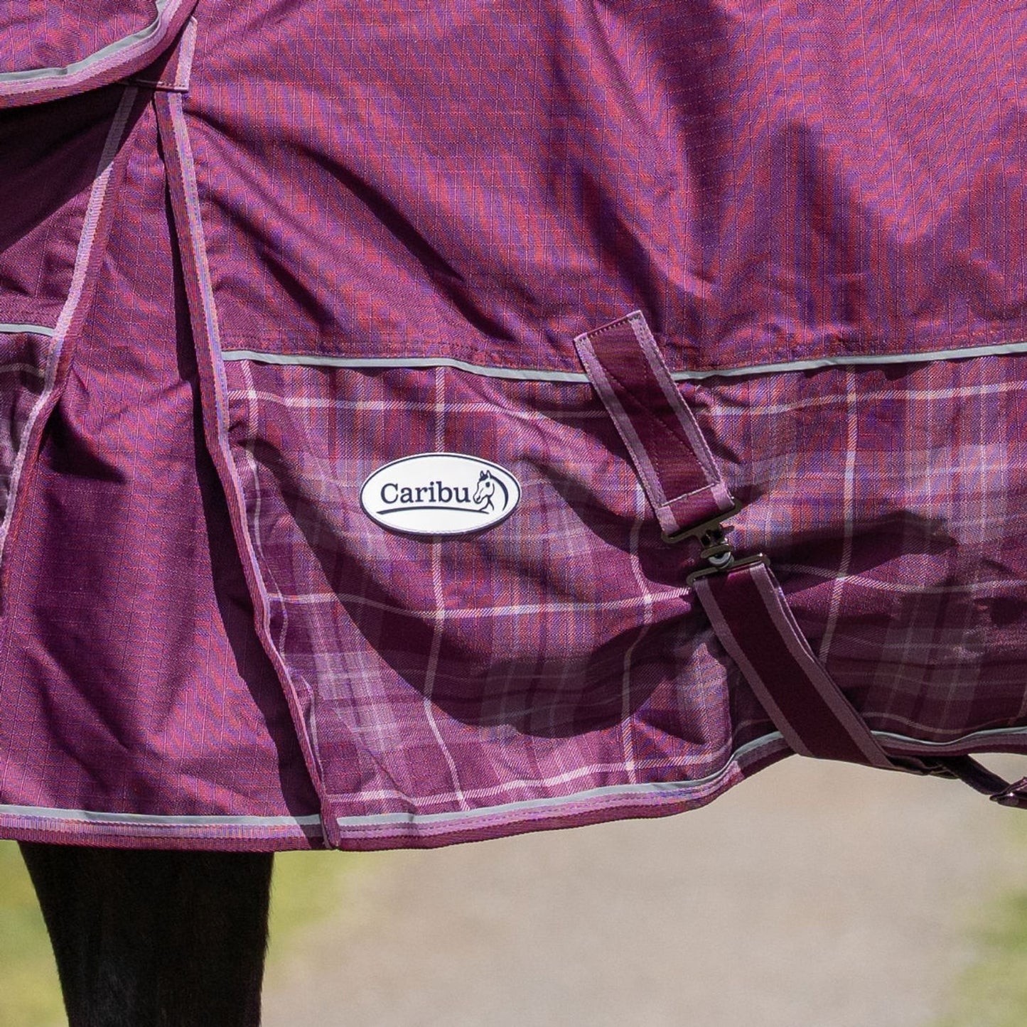 Caribu Flinders Detach-a-Neck Rainsheet 1200D Plum Tartan