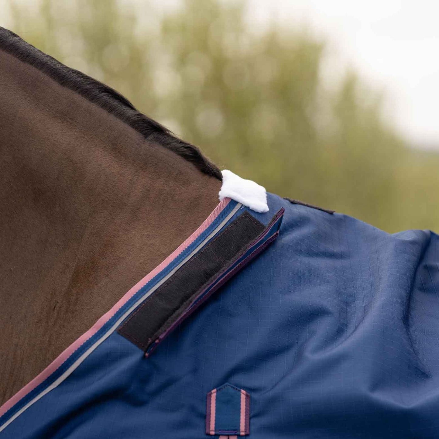Caribu Alpine XL Gusset Detach-a-Neck Horse Rug 100g Navy Check