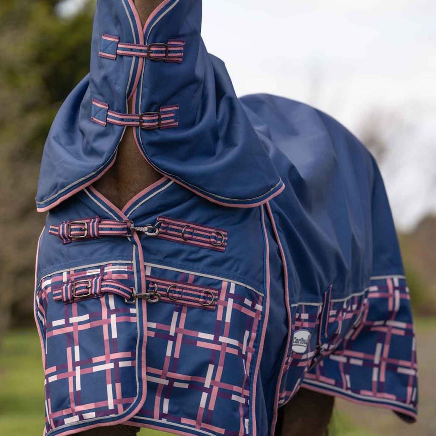 Caribu Alpine XL Gusset Detach-a-Neck Horse Rug 100g Navy Check