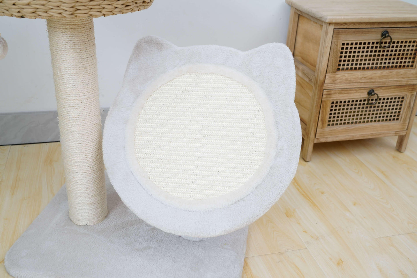 Pet Pals Cat Scratch Post With Woven Basket Cream/Grey